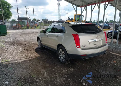 2015 Cadillac Srx Luxury Collection z USA, uszkodzony, nr VIN 3GYFNBE36FS510438